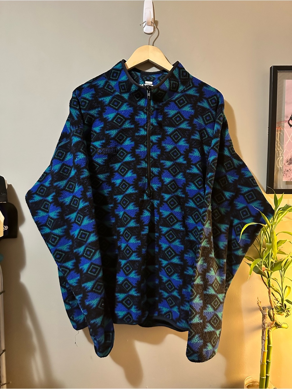 Vintage Columbia Blue & Black Geometric Fleece Jacket